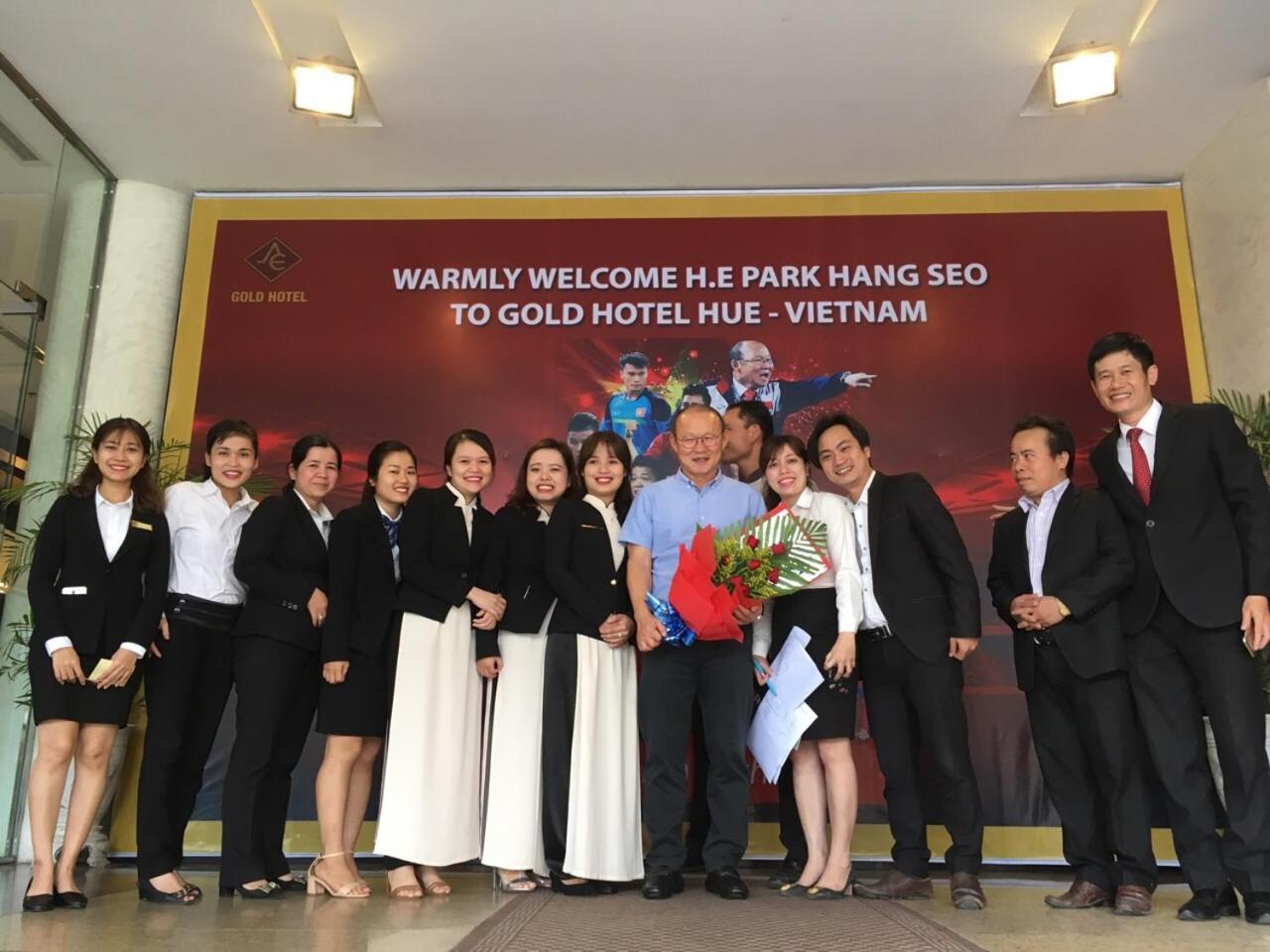 โรงแรมโกลด์ เว้ ภายนอก รูปภาพ